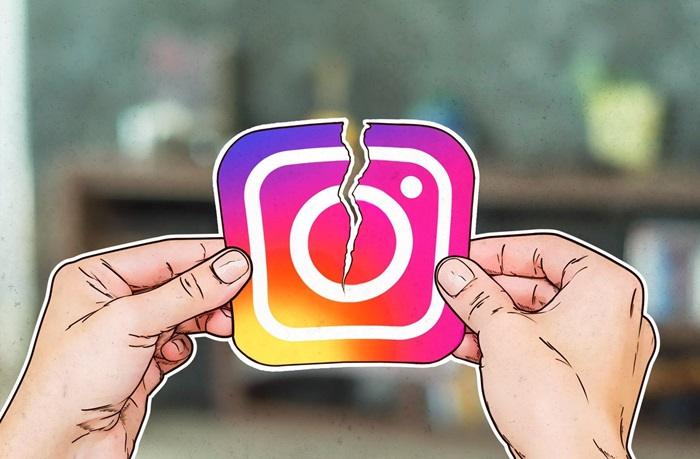 how to delete instagram featured
