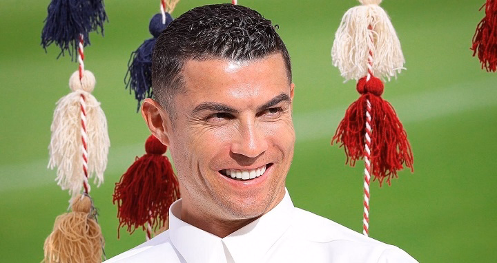 Cristiano Ronaldo Net Worth 2024: Age, Height, Weight, Family, Bio/Wiki