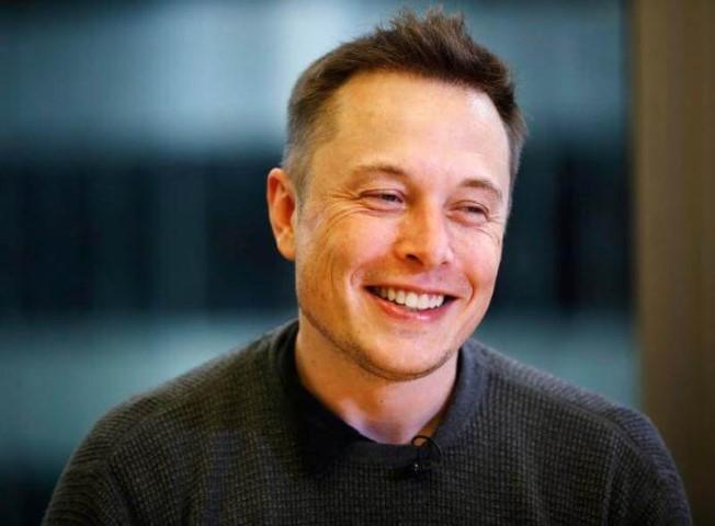 Elon Musk Personal Life Age Height Weight and More Small 1