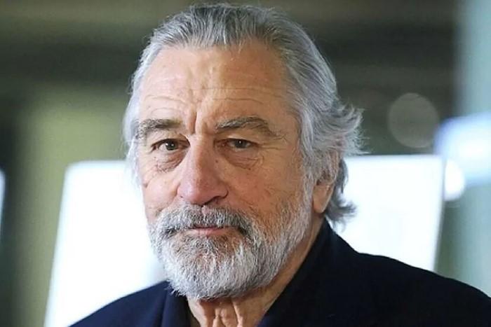 Robert De Niro Net Worth in 2024 Small