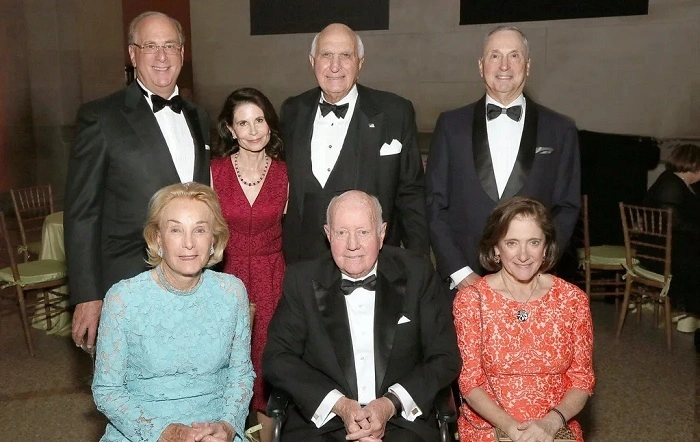 Larry Finks Family Life