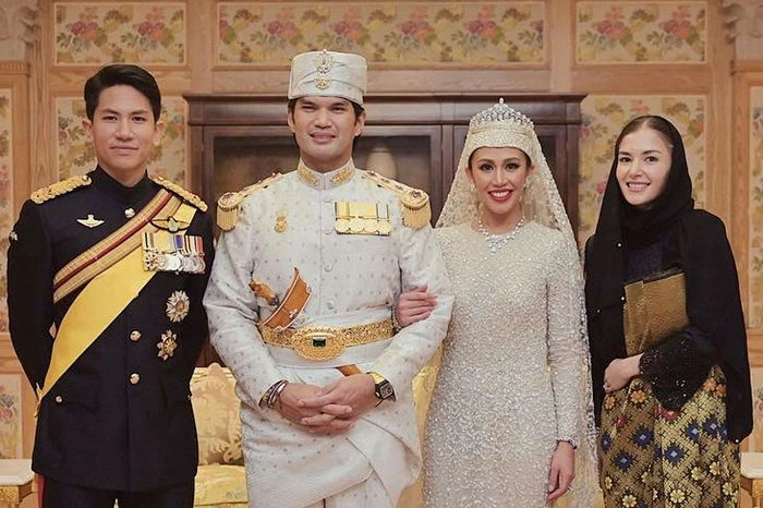 Faiq Bolkiah Family 1
