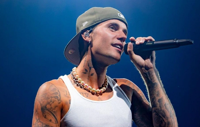 Justin Bieber Family 4