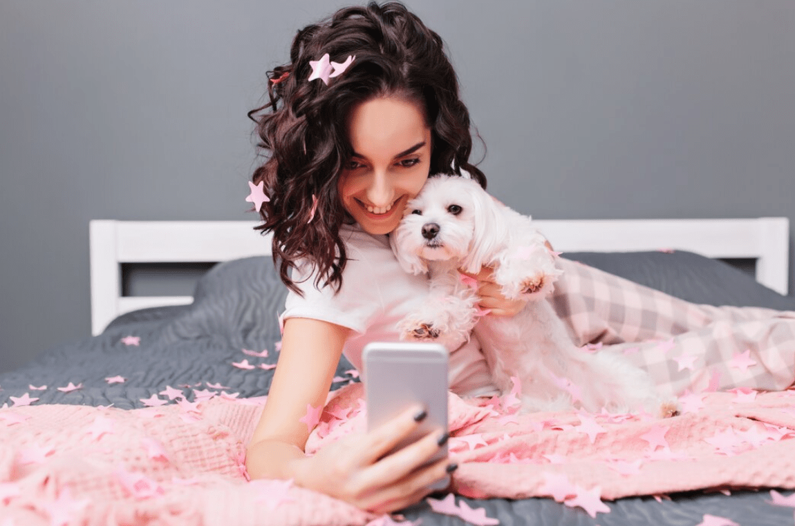 Choosing the Perfect Large Pink Dog Bed for Your Furry Friend