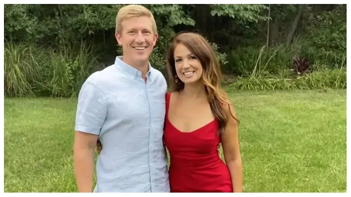 Rebeccah Heinrichs Personal Life